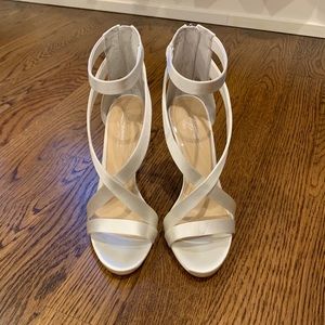 Imagine Vince Camino Devin Pure White Satin Heel